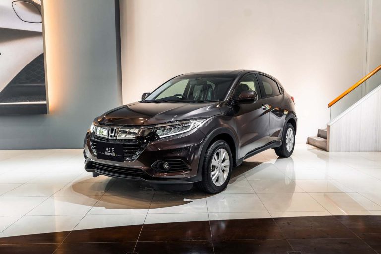 Honda Vezel SUV Car Rental in Singapore